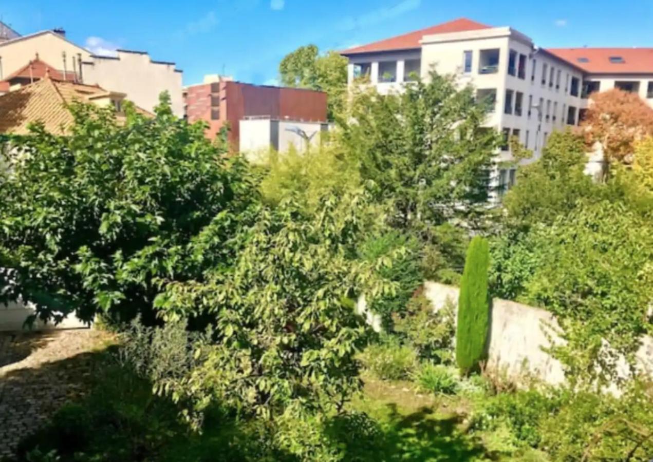 Le Balcon De Jules - Charmant Pied-A-Terre - Parking Possible Pour Vehicule De Moins De 4,40 M De Long Apartment Lyon Bagian luar foto